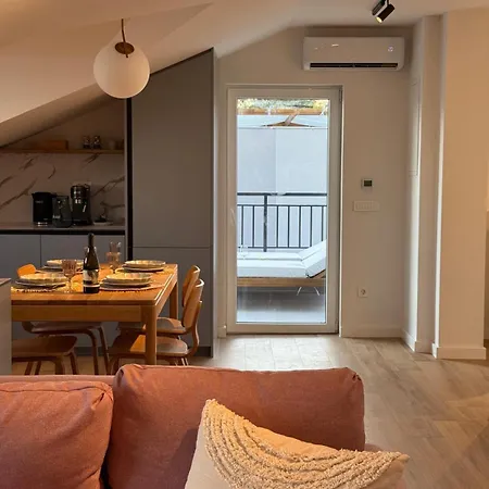 Apartamento & - Sea View Terrace & Parking *