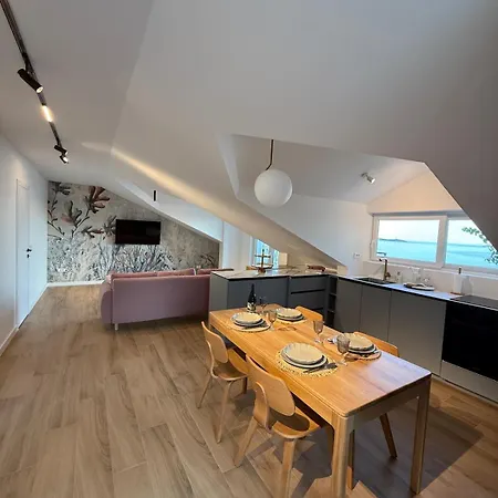 דירה & - Sea View Terrace & Parking *