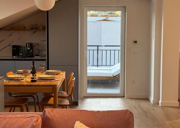 Apartamento & - Sea View Terrace & Parking *