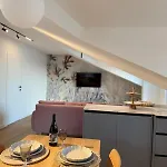 & - Sea View Terrace & Parking Apartman *