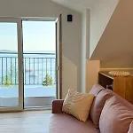 & - Sea View Terrace & Parking *