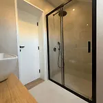 & - Sea View Terrace & Parking Апартаменты *