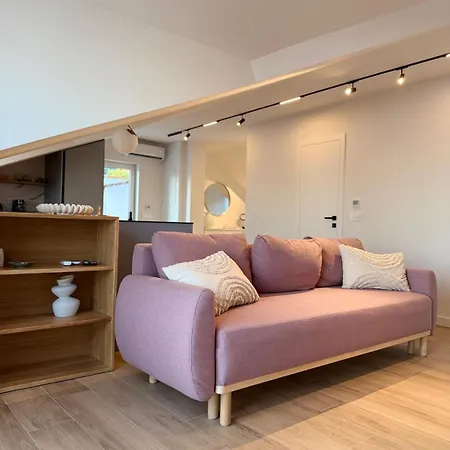 شقة & - Sea View Terrace & Parking *